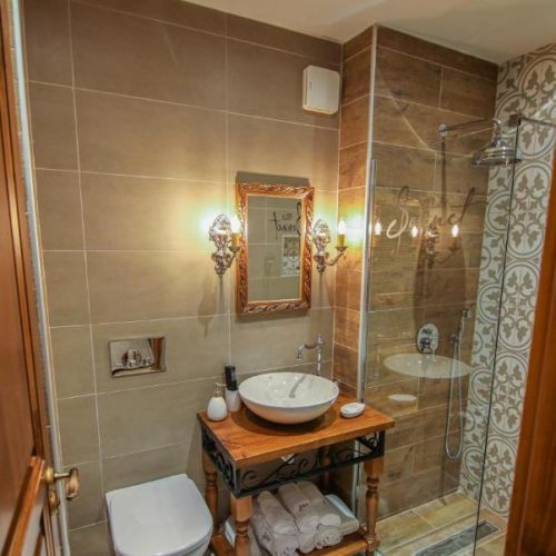 Deluxe Double Room with Extra Bed