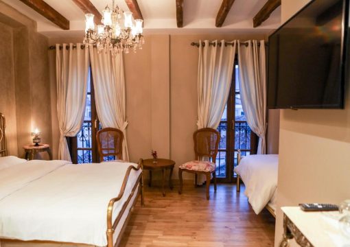 Deluxe Double Room with Extra Bed